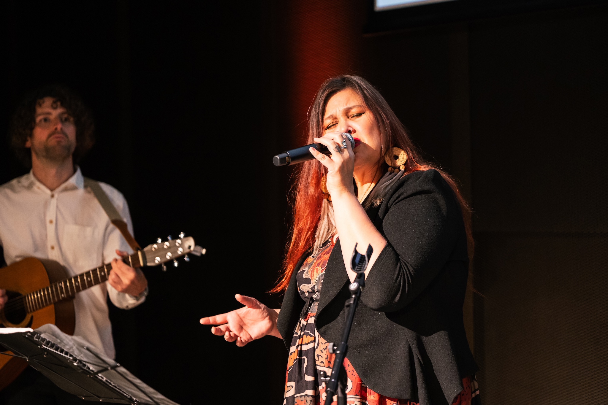 Monica Moore Wallabindi, supported on guitar by Matthew Lustri. Monica Moore Wallabindi, supported on guitar by Matthew Lustri.