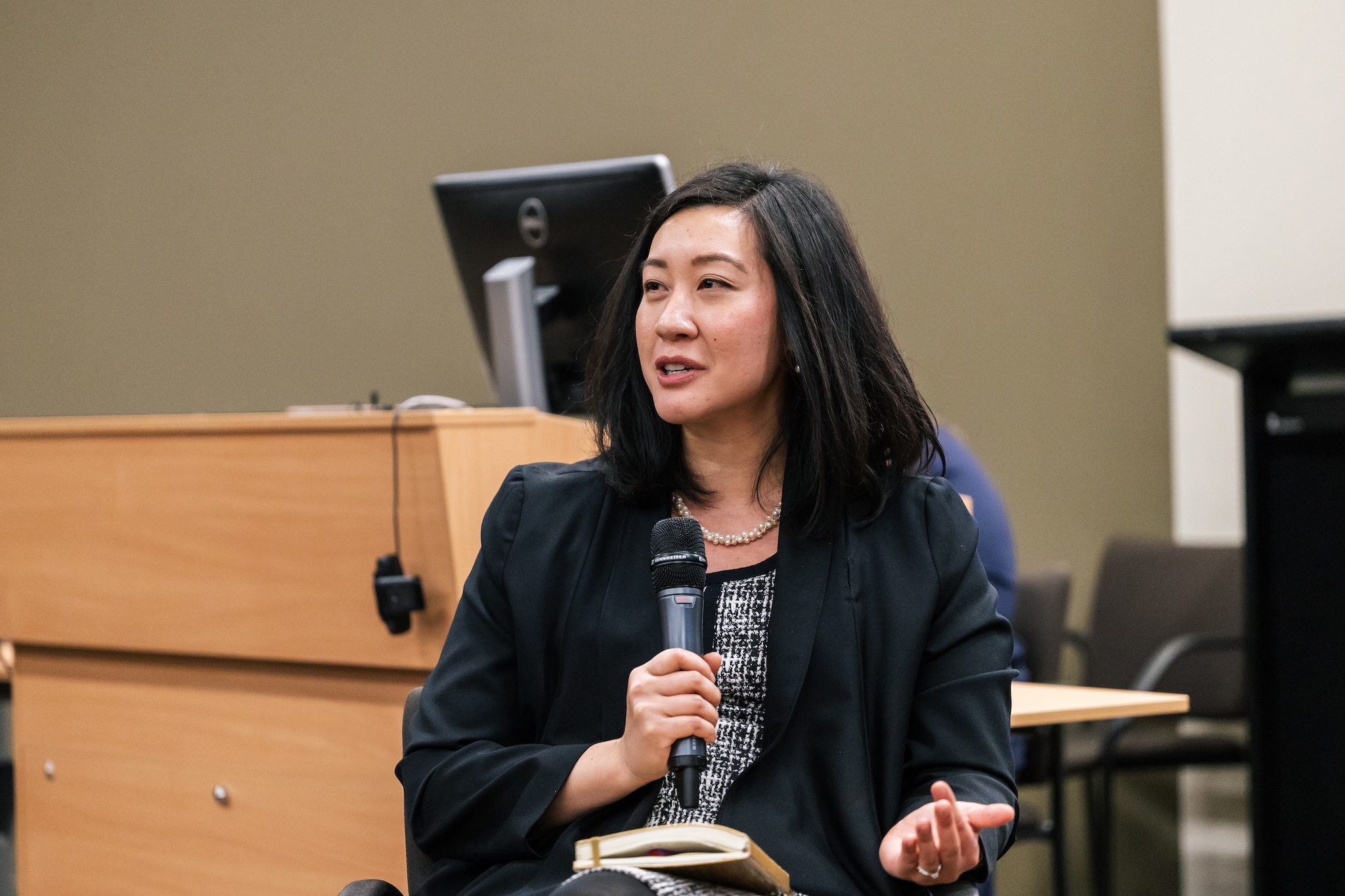 Grace Chung speaks at the Women in Diplomacy panel. Grace Chung speaks at the Women in Diplomacy panel.