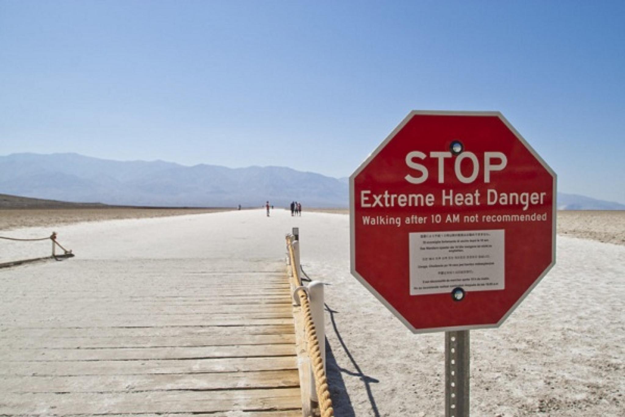 Image of extreme heat warning sign at Death Valley, CA, USA, by Graeme Maclean, from flickr, used under CC BY 2.0 licence. Image of extreme heat warning sign at Death Valley, CA, USA, by Graeme Maclean, from flickr, used under CC BY 2.0 licence.