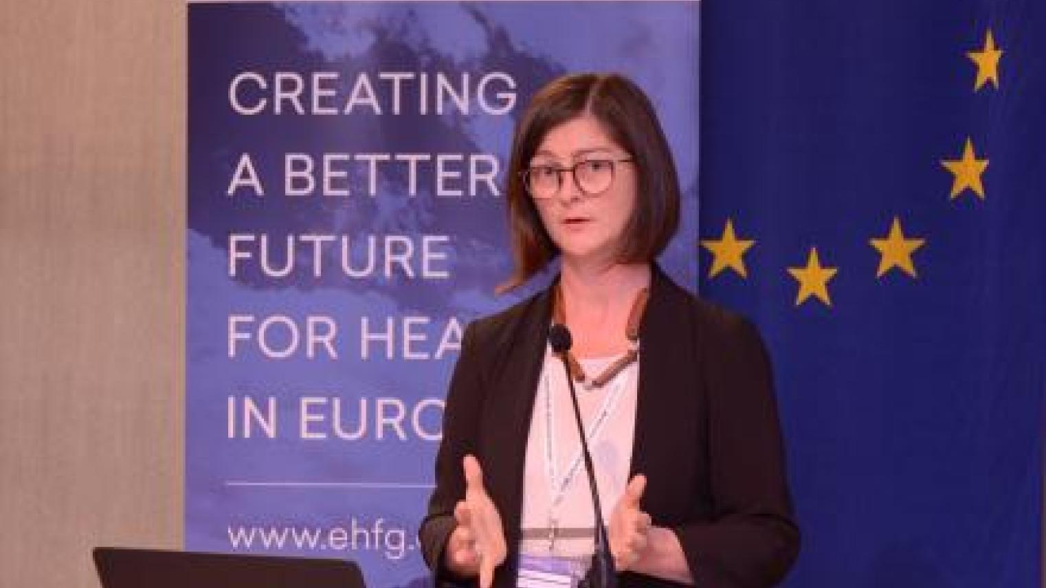 Image: Sharon Friel presenting - European Health Forum Gastein (Flickr)